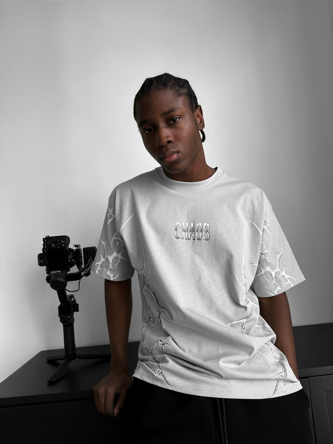 Oversize 'Chaos' T-Shirt - Grey
