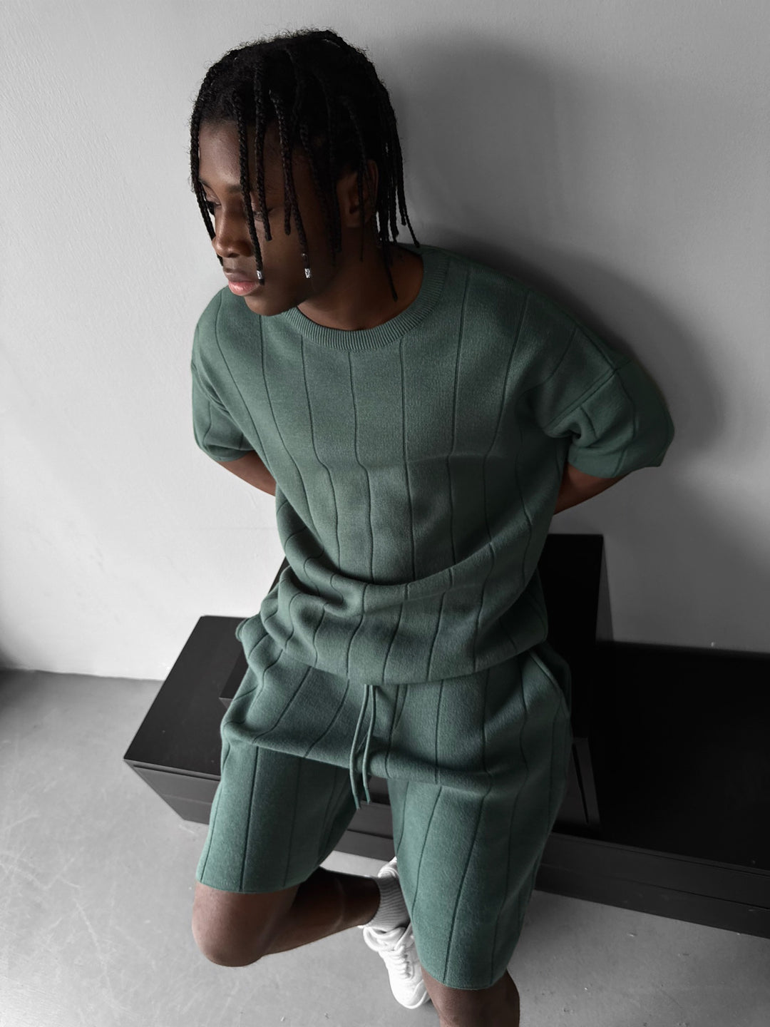 Loose Fit Line Knit Shorts - Petrol