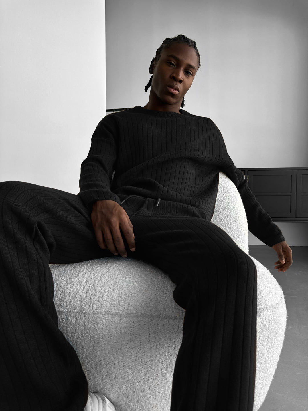 Oversize Wide Ribbed Long Arm Knit Sweatshirt - Black