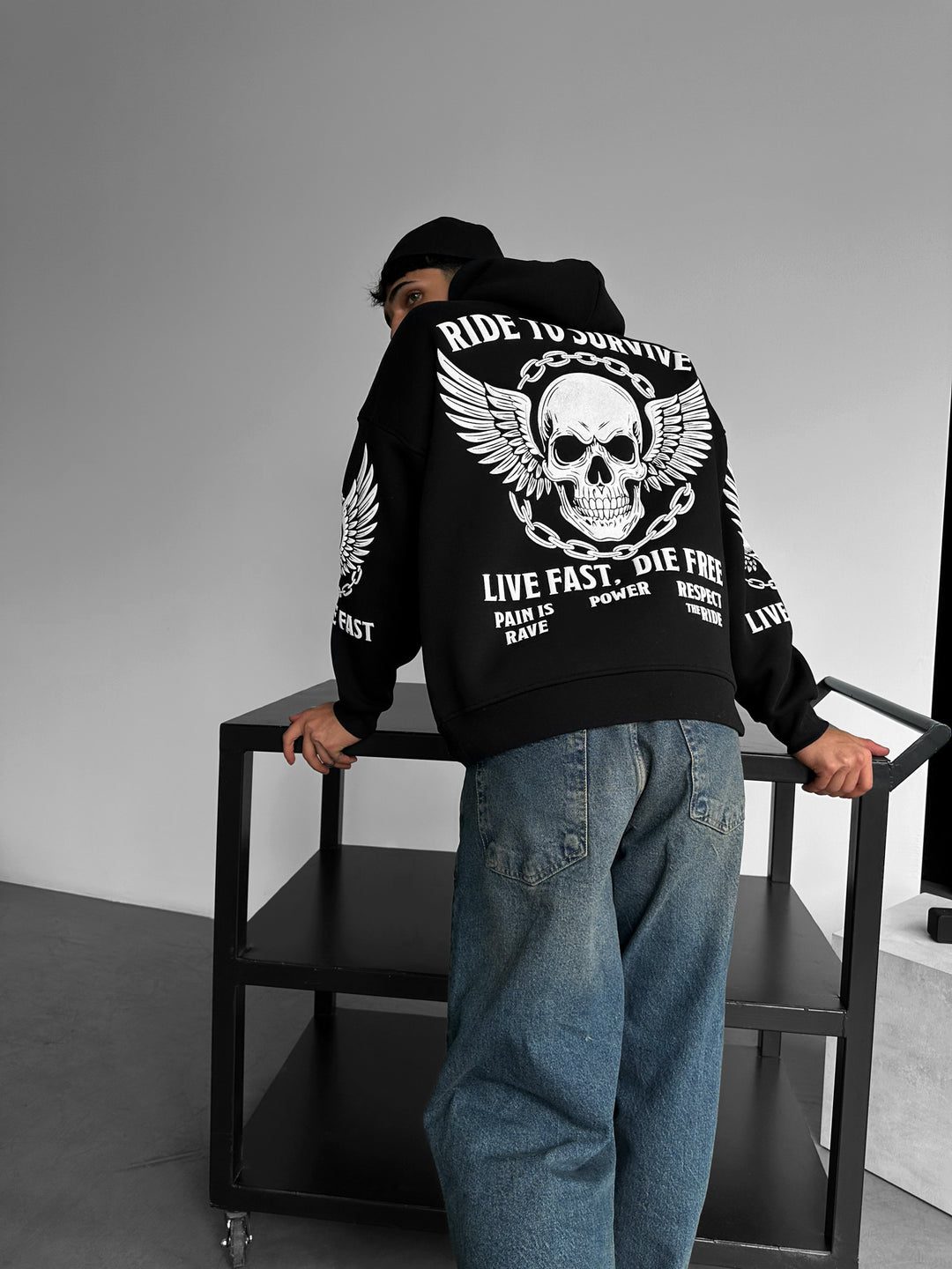 Oversize Ride to Survive Hoodie - Black