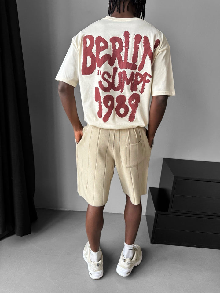 Oversize 'Berlin Sumpf' T-Shirt - Antique White and Red