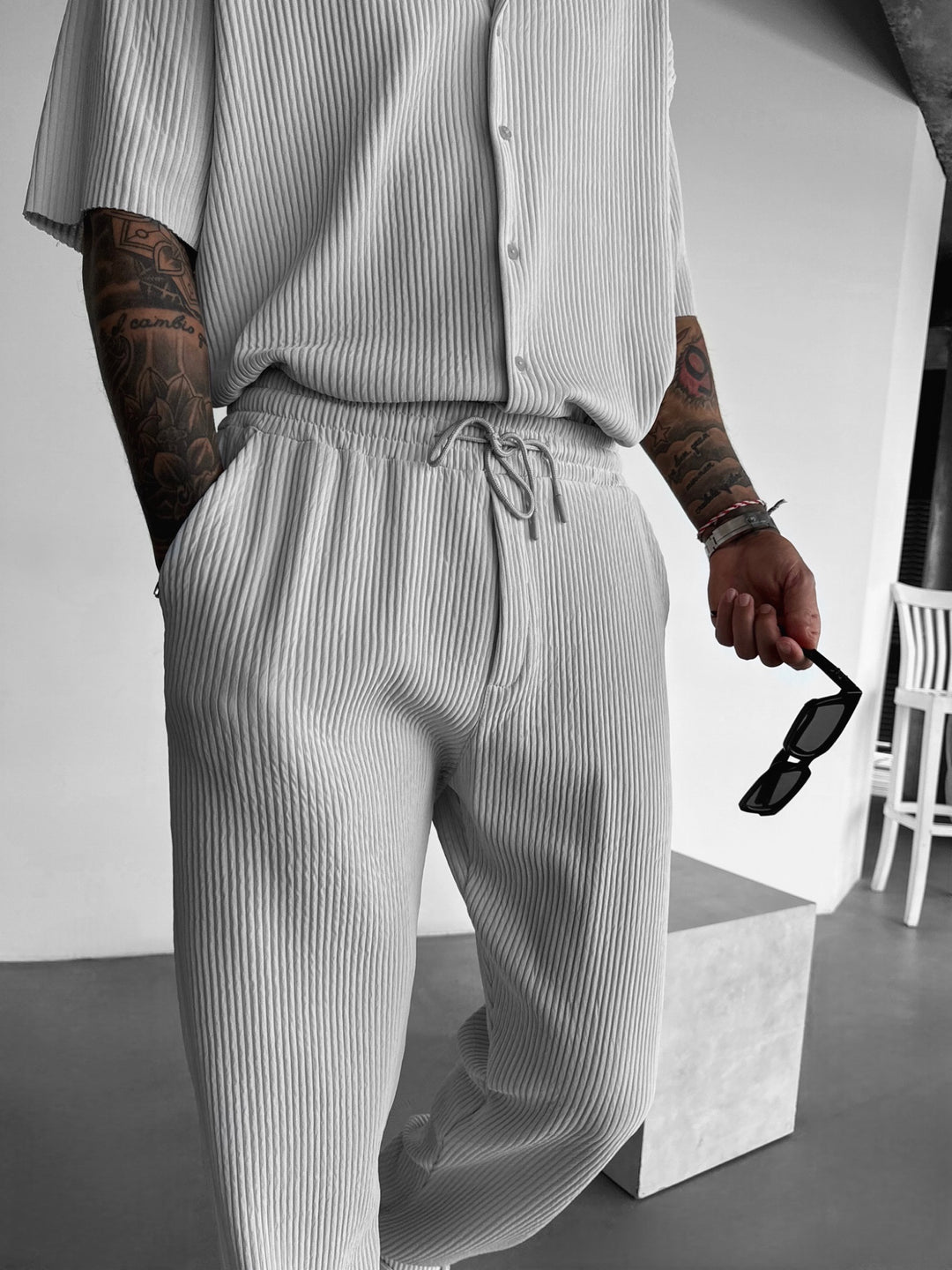 Loose Fit Ribbed Trousers - Grey