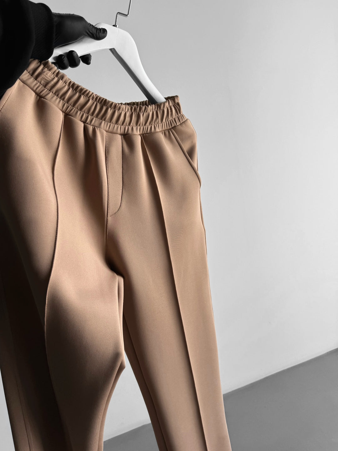 Loose Fit Diver Fabric Trousers - Beige