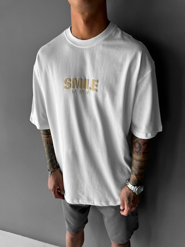 Oversize Smile T-Shirt - Ecru