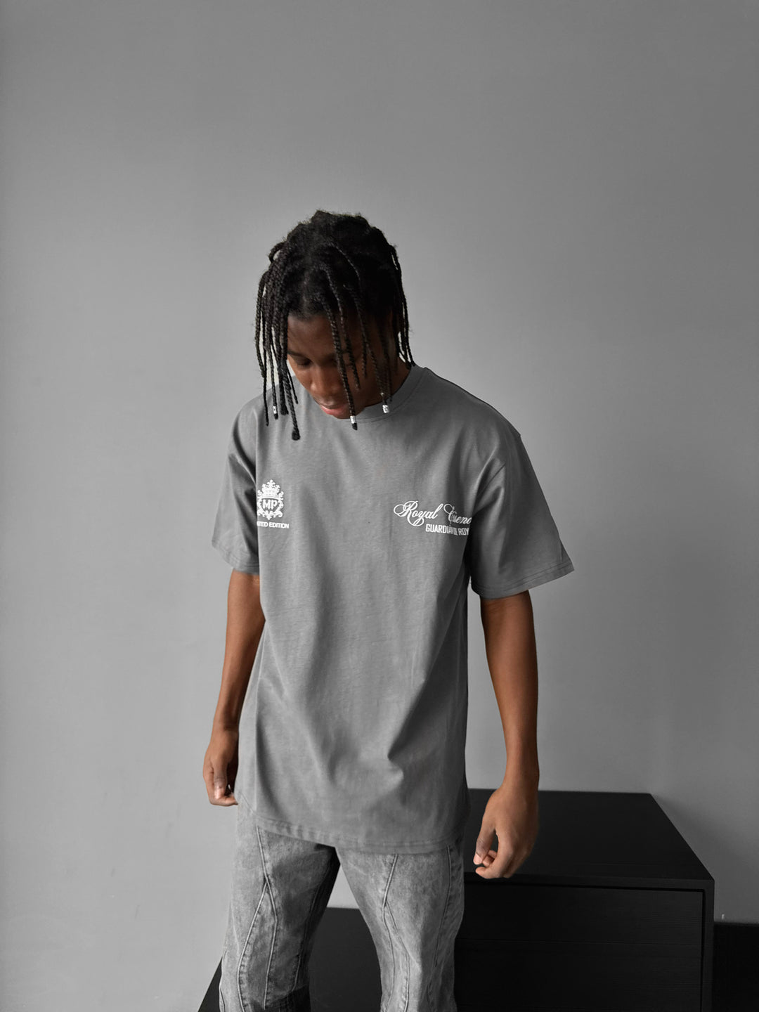 Oversize Royale Essence T-Shirt - Anthracite