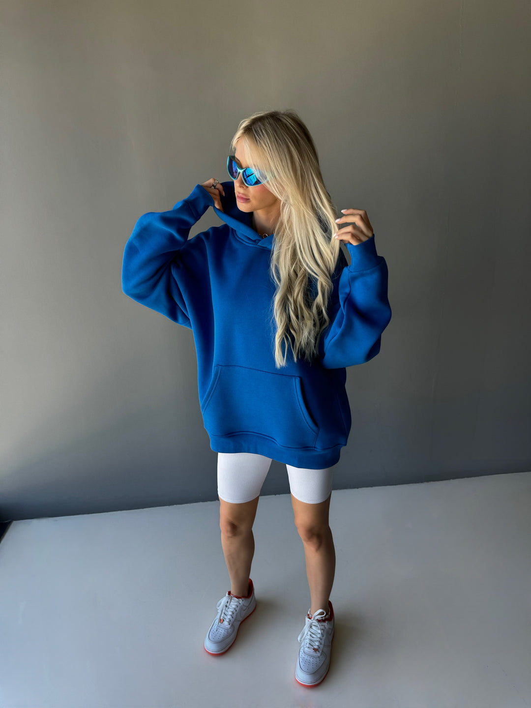 Oversize Basic Hoodie - Surf The Web