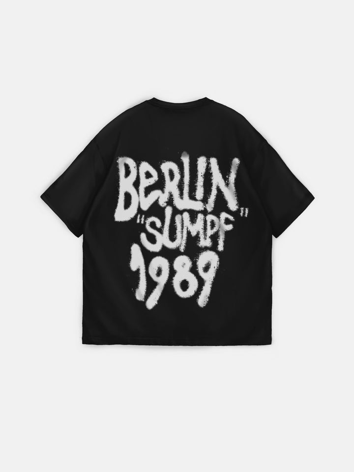Oversize 'Berlin Sumpf' T-Shirt - Black