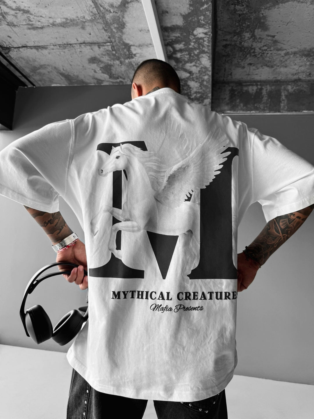 Oversize Mythical Creatures T-shirt - Ecru