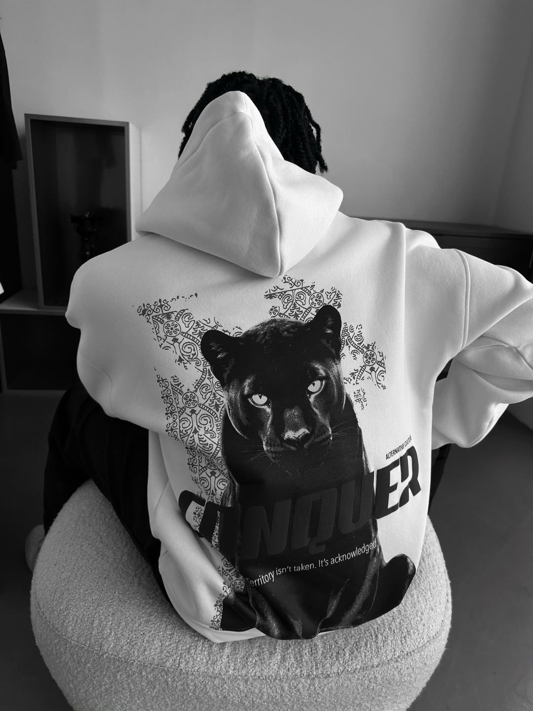 Oversize Conquer Hoodie - Ecru