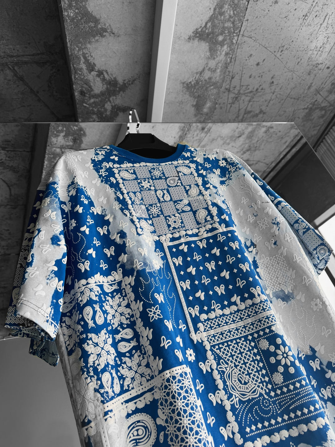 Oversize Carpet T-shirt - Saks