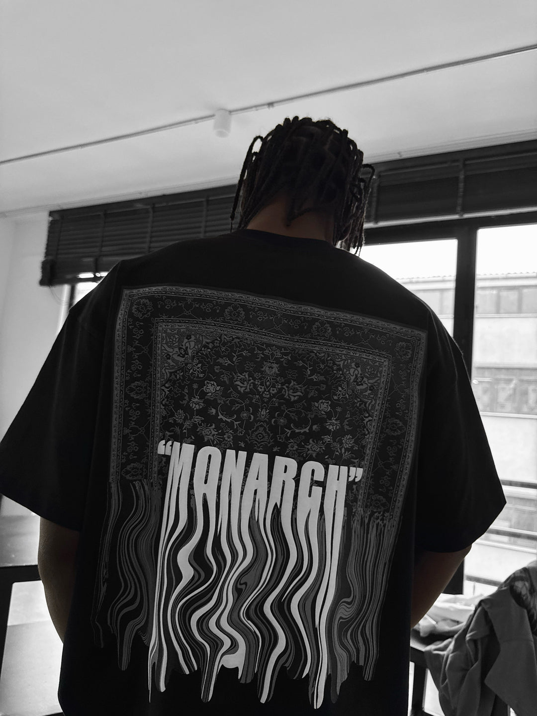 Oversize "Monarch" T-Shirt - Black and White