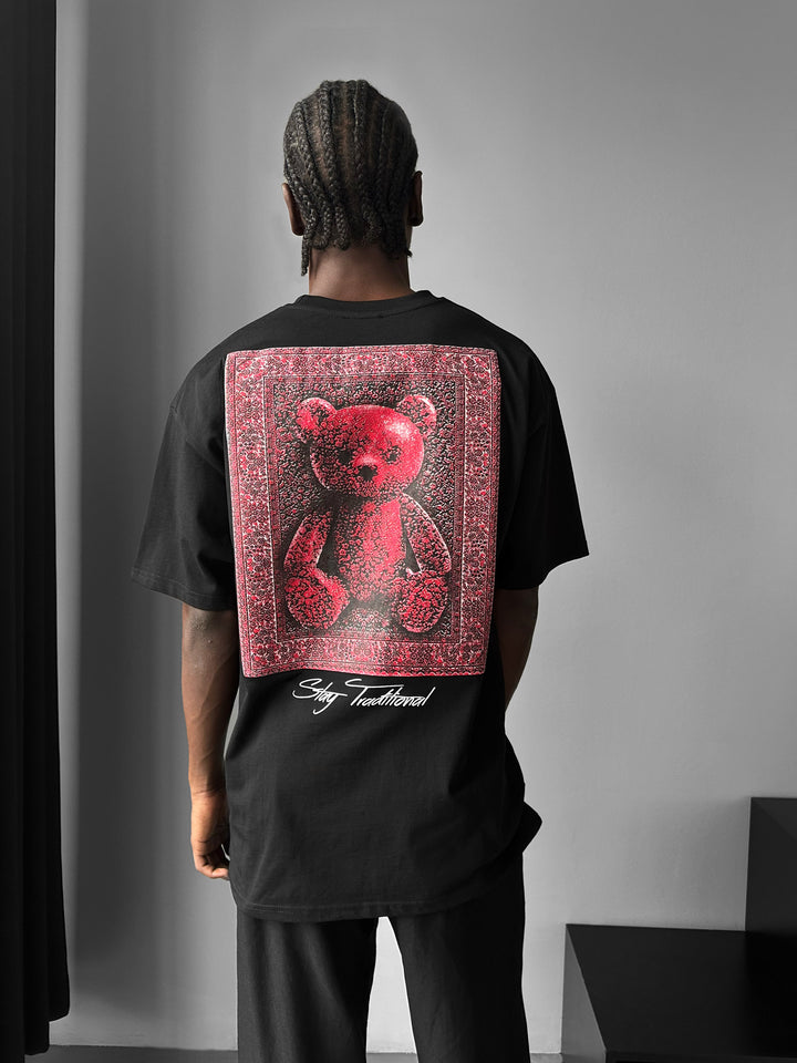 Oversize 'Stay Traditional' T-Shirt - Black and Red