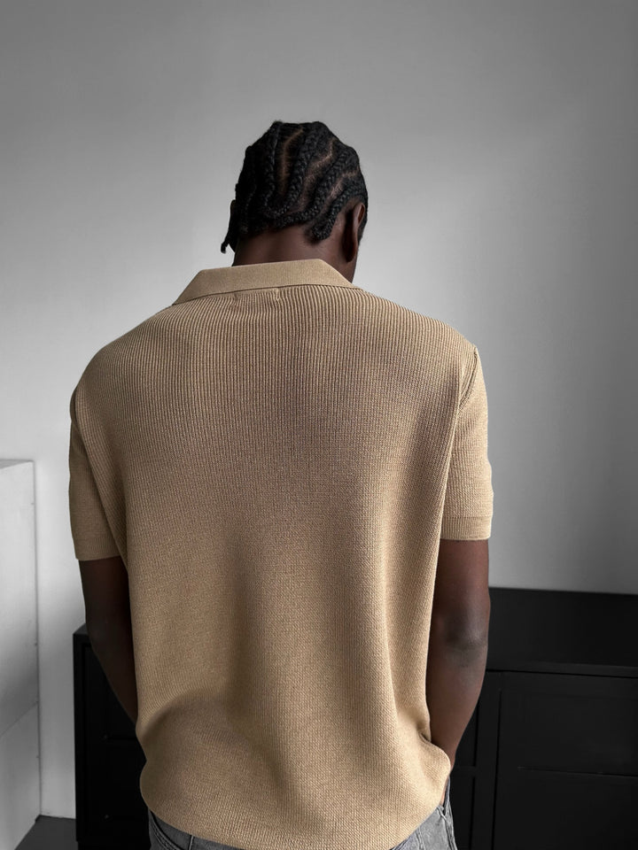 Loose fit fine knit collar T-Shirt - Brown