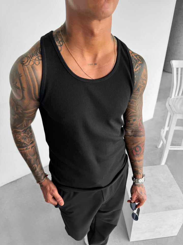 Slim Fit Basic Tanktop - Black