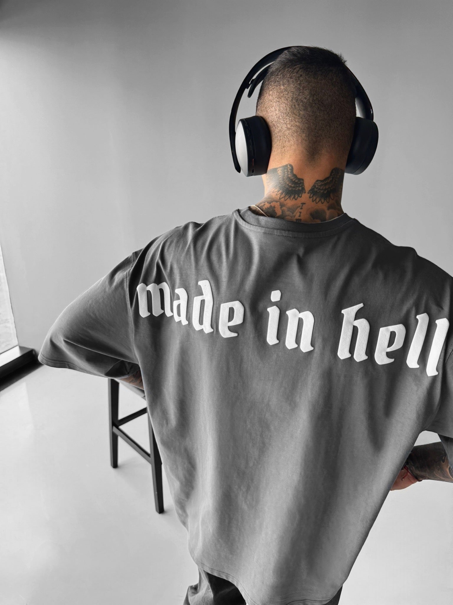 Hell -O Unisex Oversized Classic T-Shirt