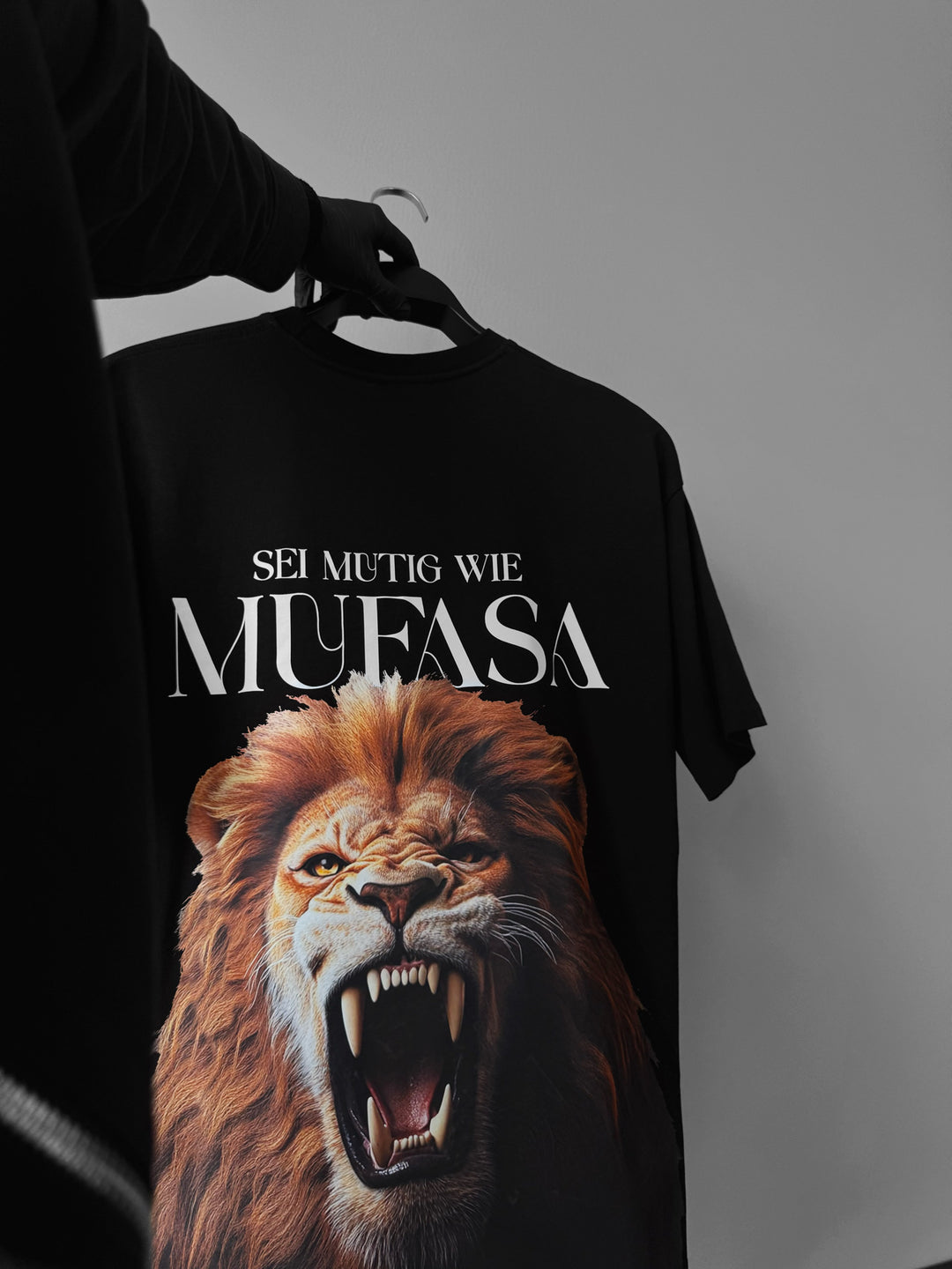 Oversize Lion T-Shirt - Black
