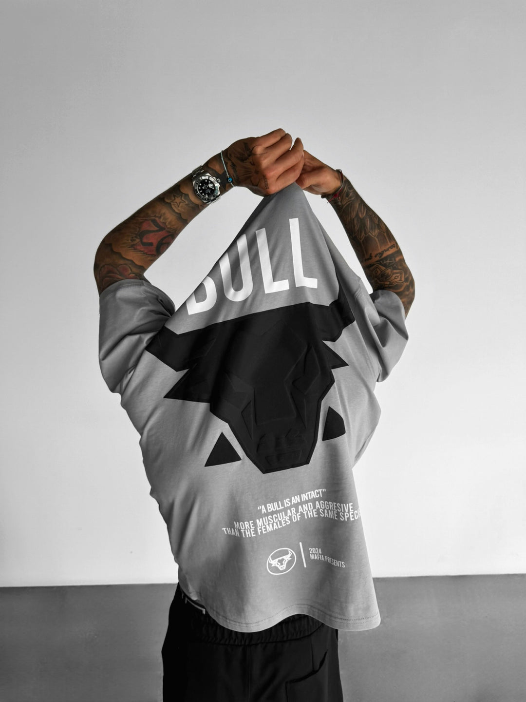 Oversize Bull T-shirt - Grey and Black