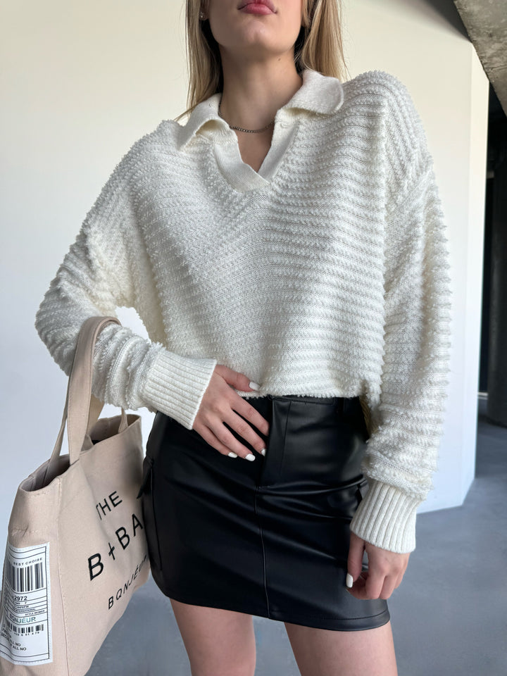 Knit Collar Brushed Pullover - Ecru