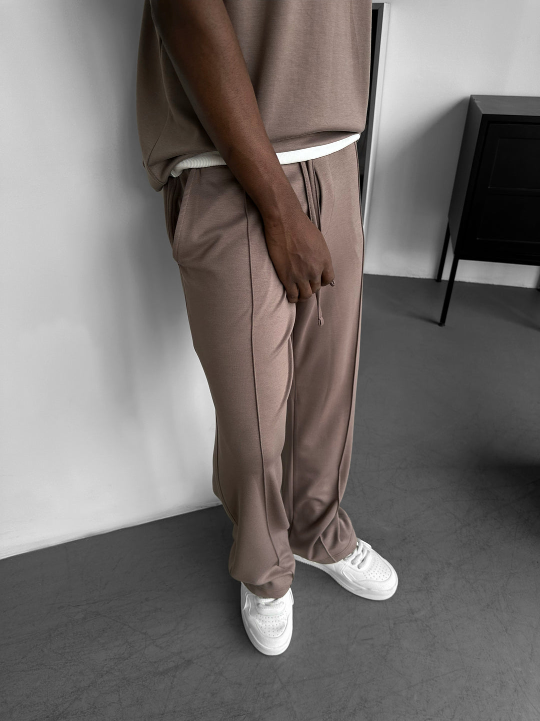 Loose Fit Basic Pleated Trousers - Camel