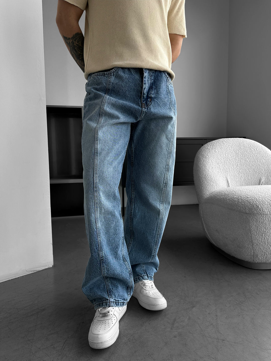 Front Line Baggy Jeans - Washed Blue