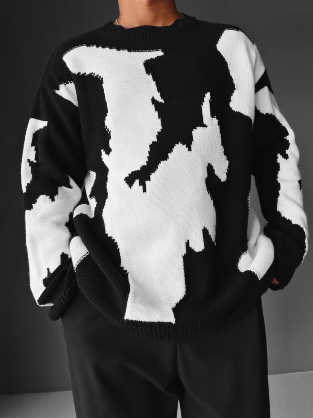 Oversize Cow Knit Sweater Black - Main Image