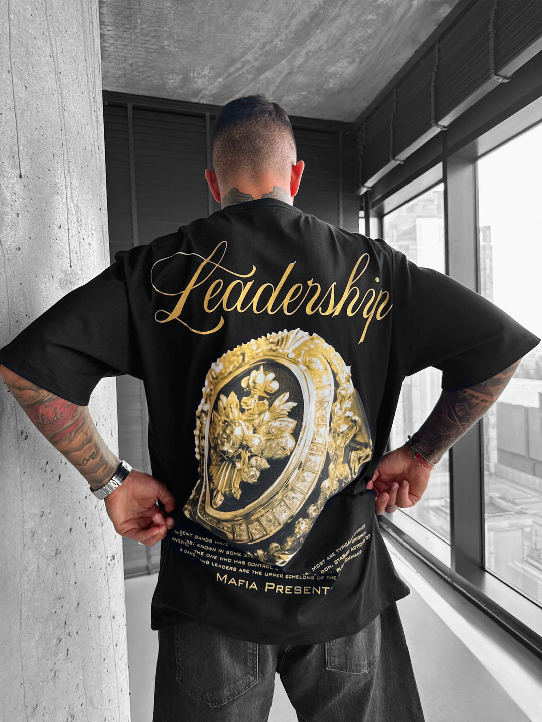 Oversize Leadership T-shirt - Black