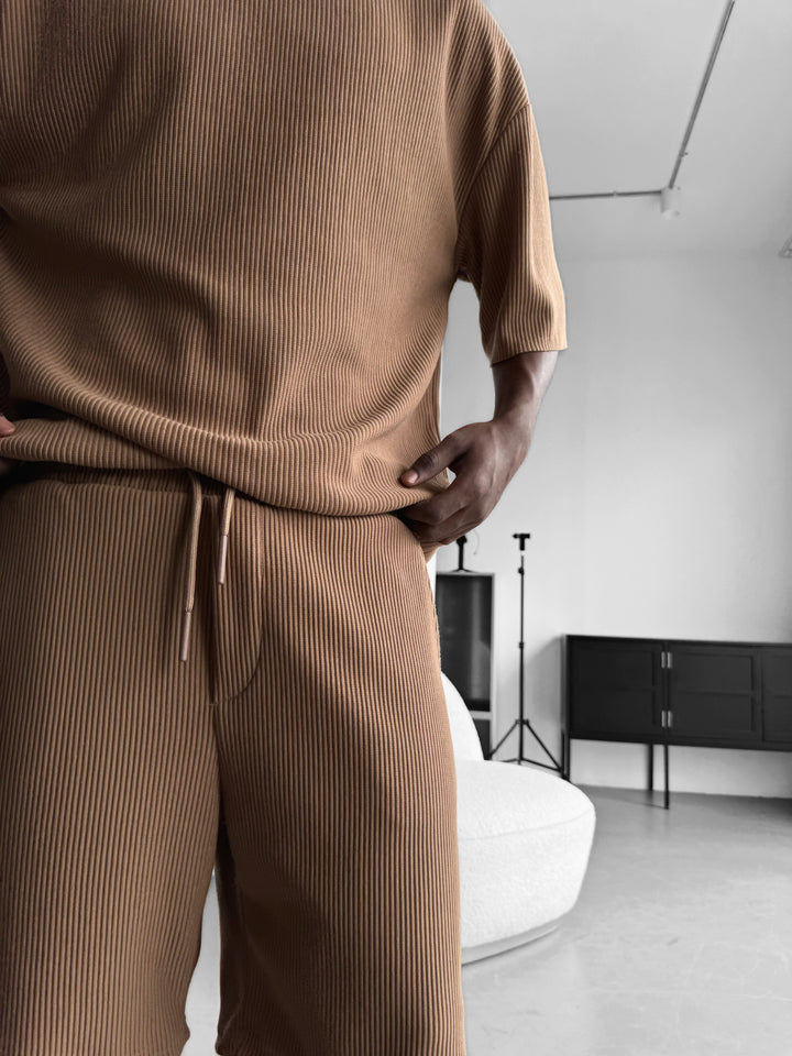 Loose Fit Cord Shorts - Brown