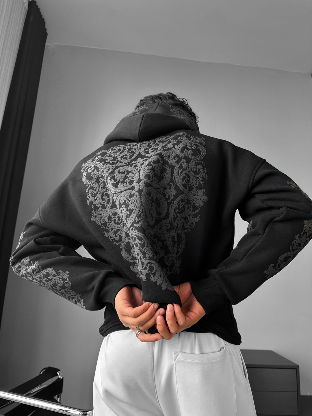 Oversize Carpet Pattern Hoodie - Black and Anthracite