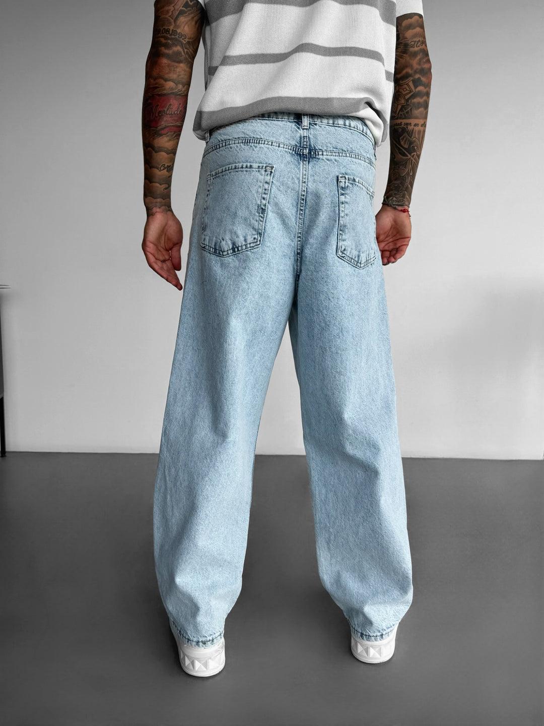 Baggy Washed Jeans - Ice Blue