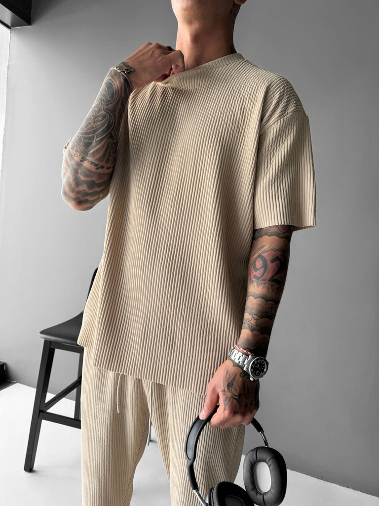 0D1CD0FB-42D8-4F50-8223-  