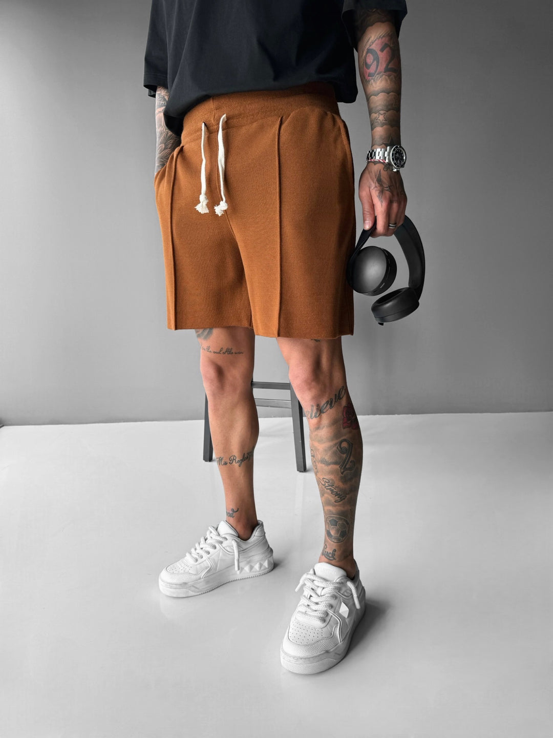 Loose Fit Seam Shorts - Brown