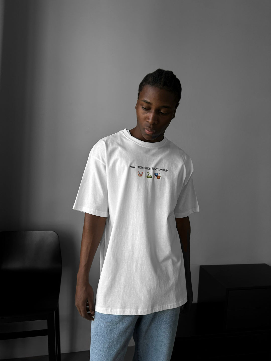 Oversize "Today's World" T-Shirt - Ecru