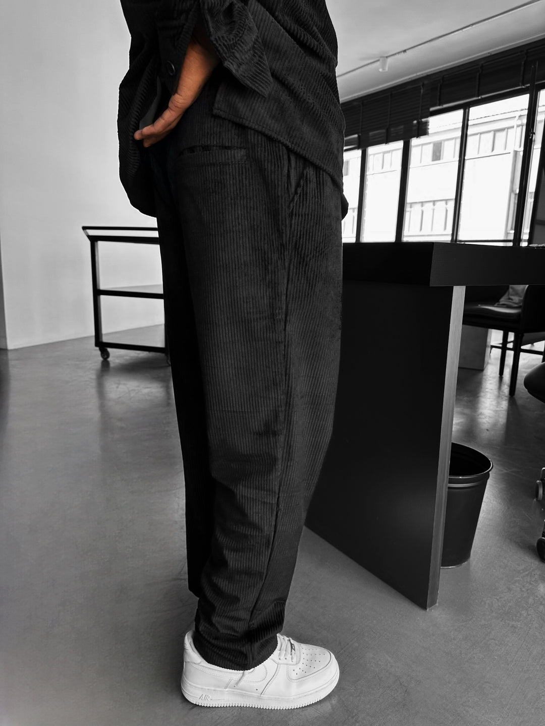 Loose Fit Velvet Trousers - Black