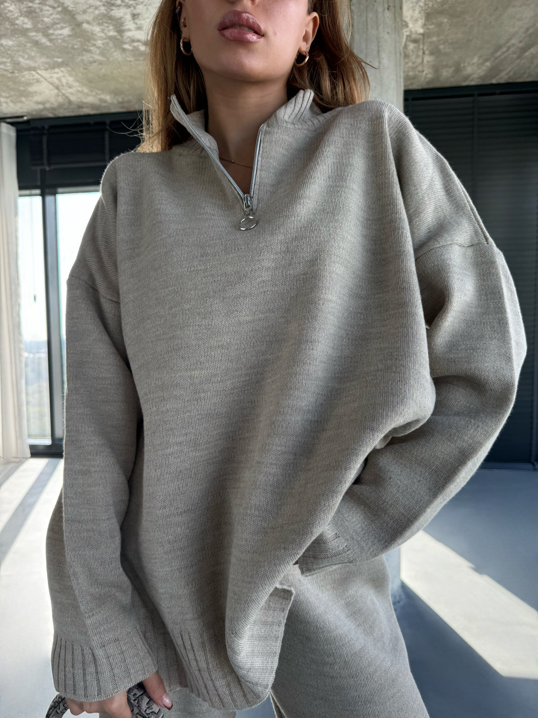 Oversize Long Zipper Pullover - Light Grey