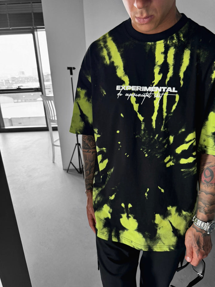 Oversize Experimental T-shirt - Black and Green