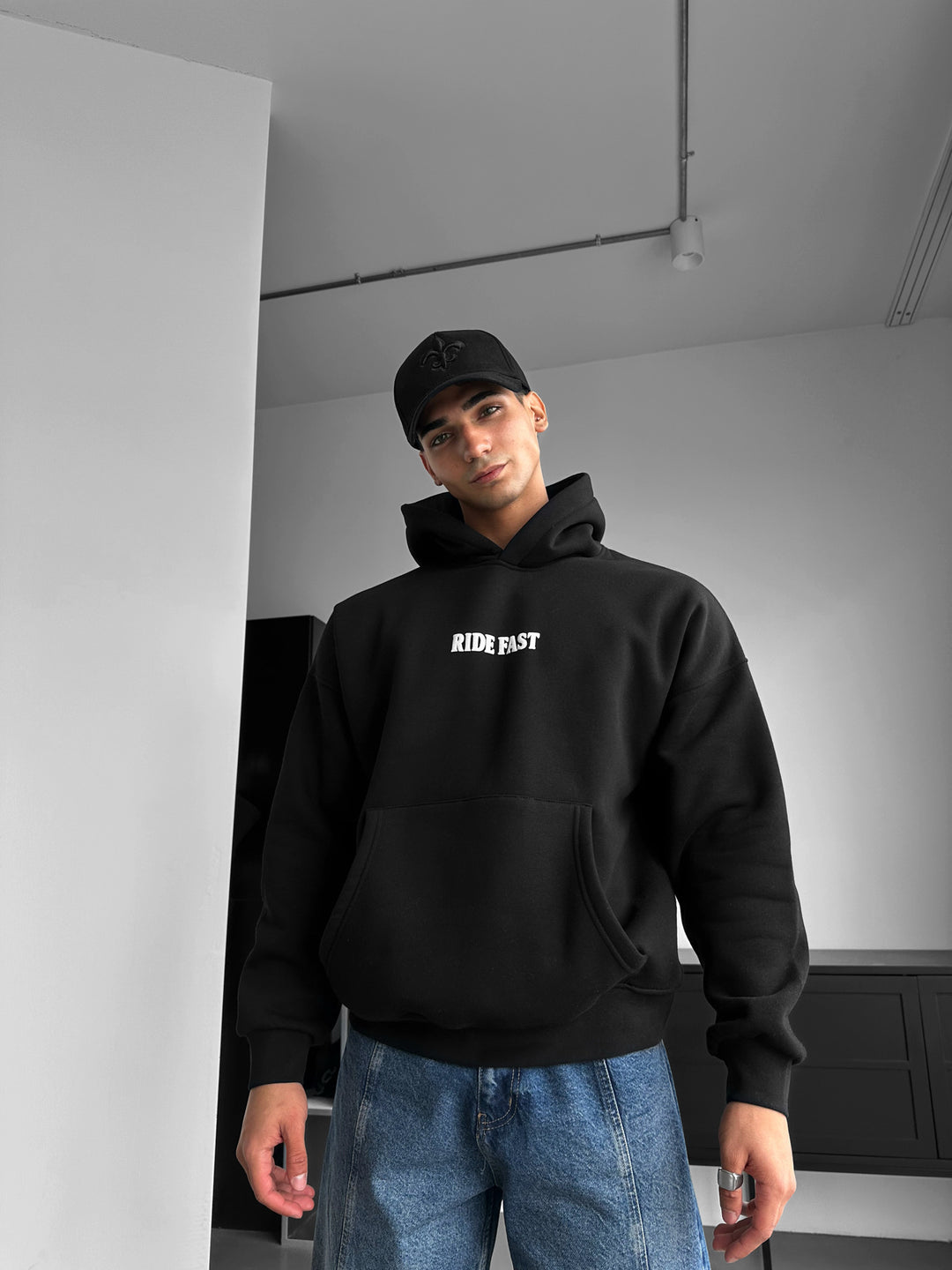 Oversize Ride Fast Hoodie - Black