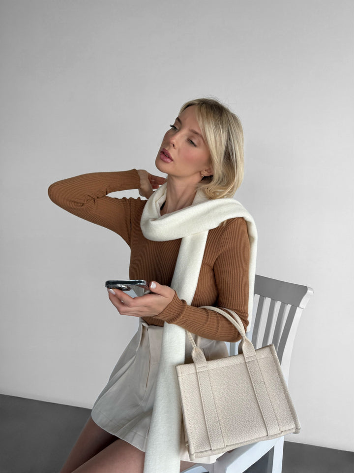 Basic Skinny Sweater - Camel