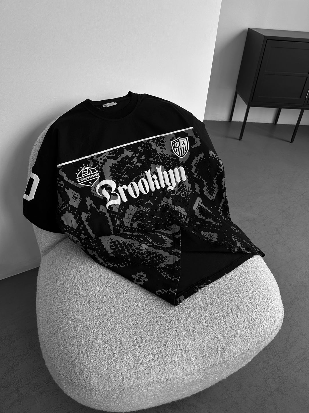 Oversize Brooklyn T-shirt - Black and Anthracite