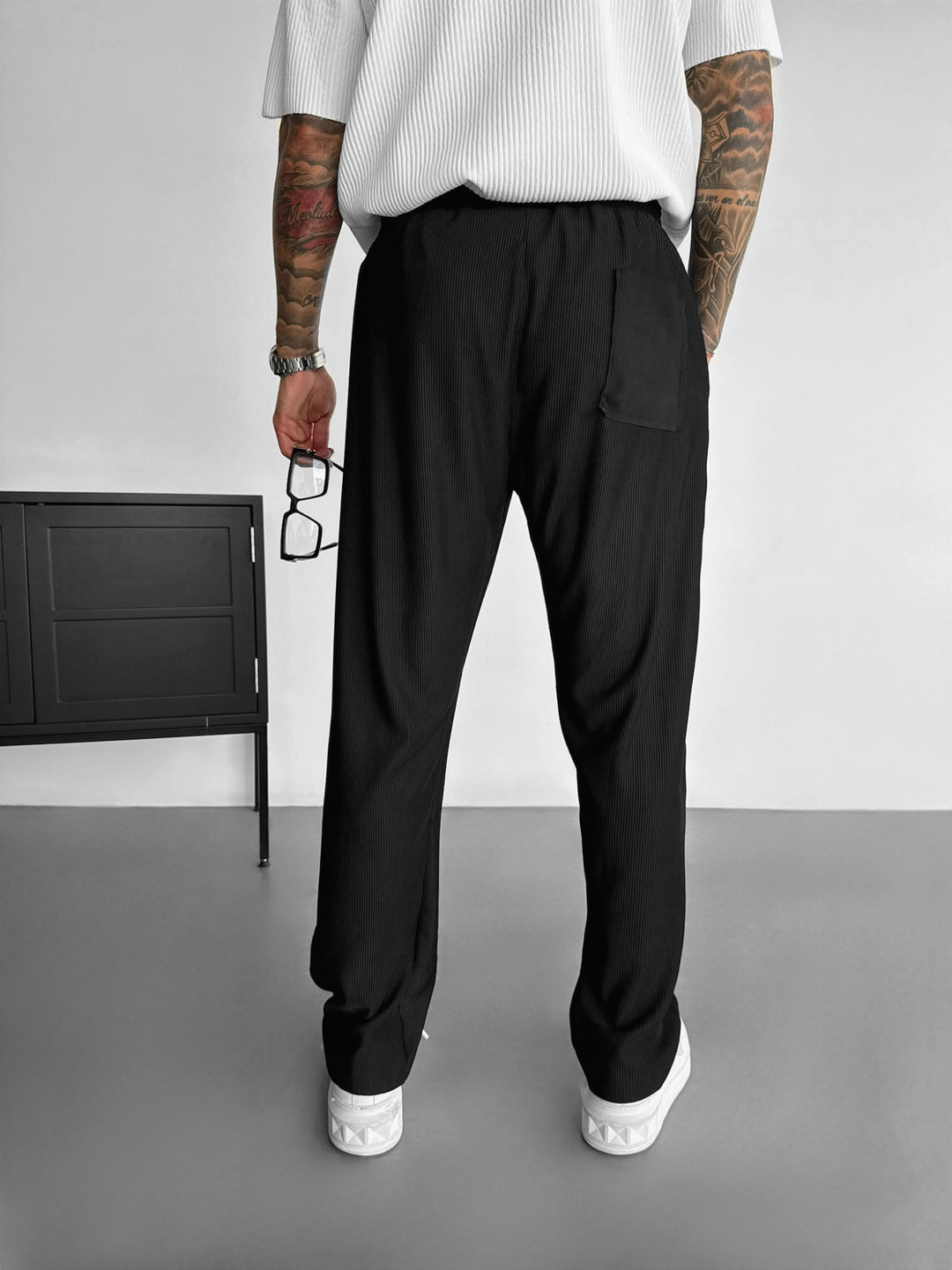 Loose Fit Ribbed Trousers - Black