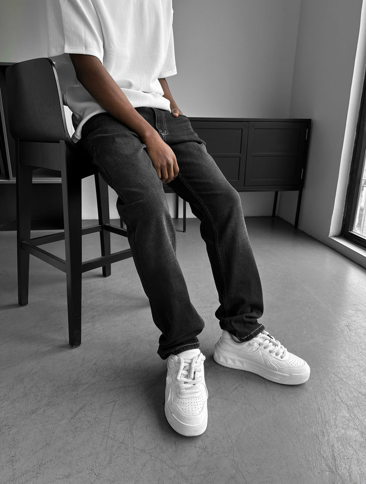 Regular Fit Washed Jeans - Black