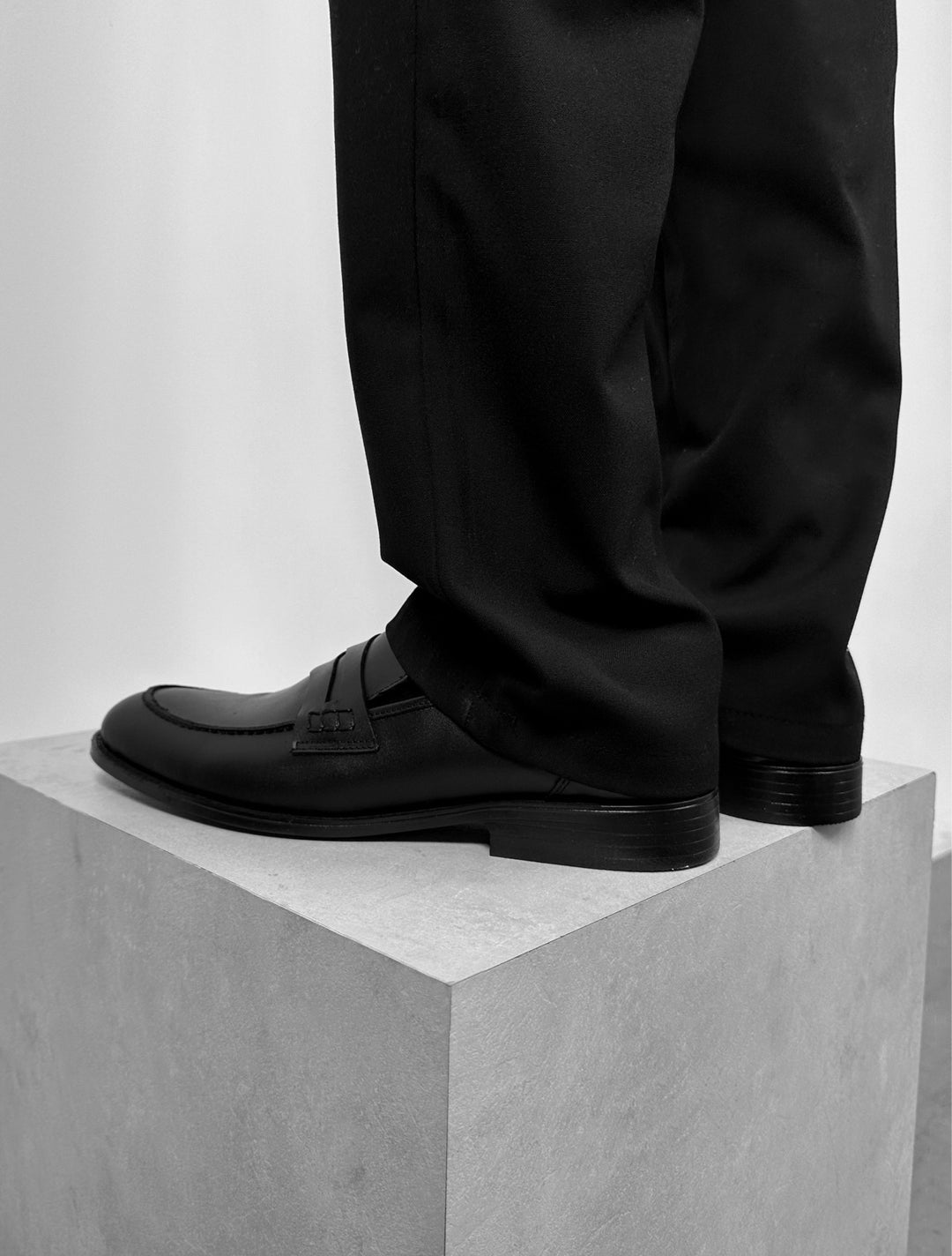 Classic Leather Shoes - Black