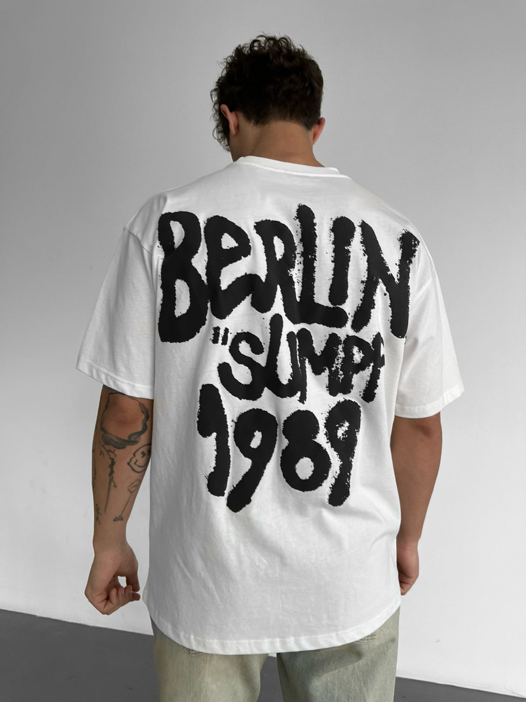 Oversize 'Berlin Sumpf' T-Shirt - Ecru
