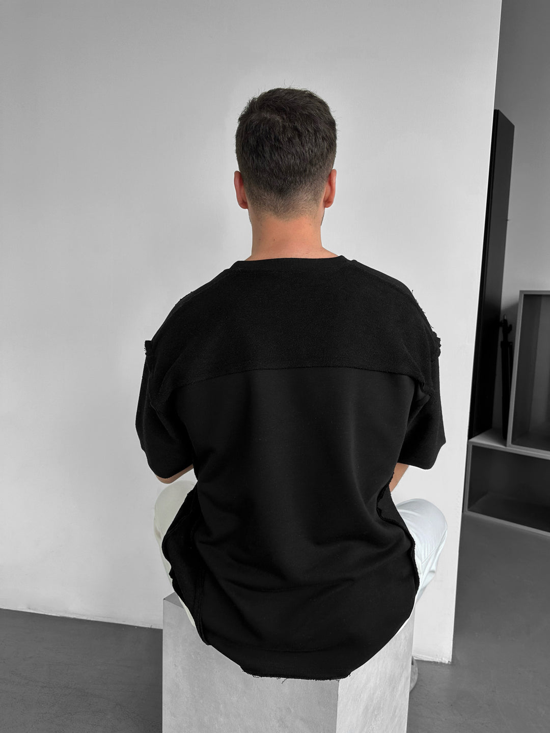 Oversize Seam Detail T-shirt - Black
