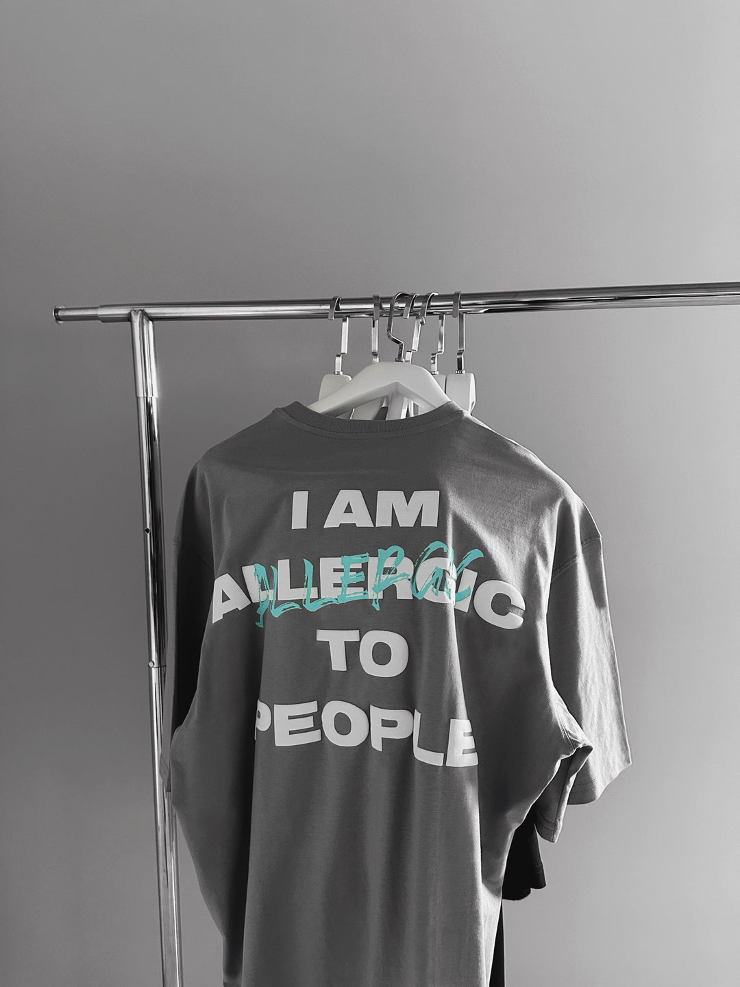 Oversize 'I am Allergic to People' T-shirt - Grey