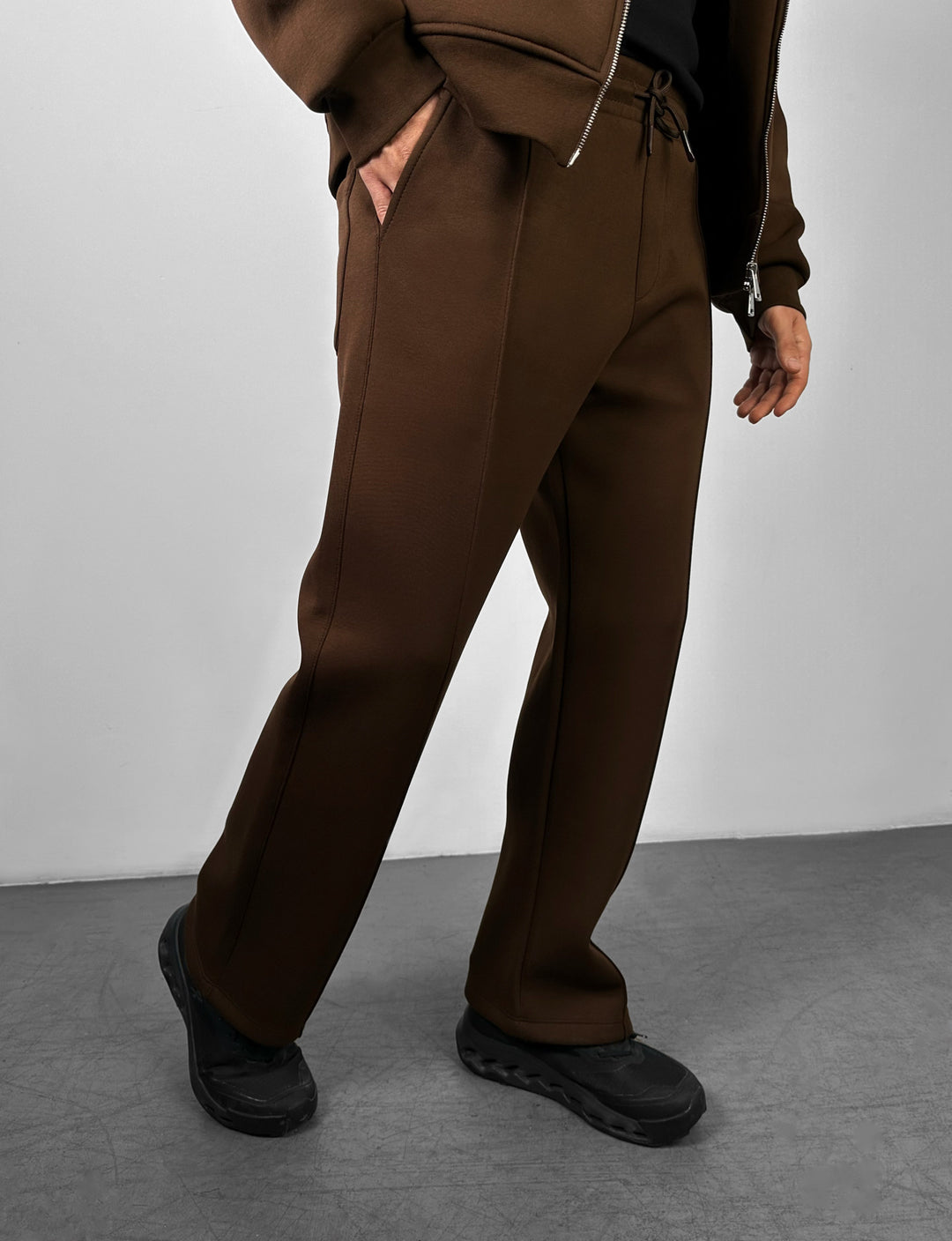 Loose Fit Seam Trousers - Brown
