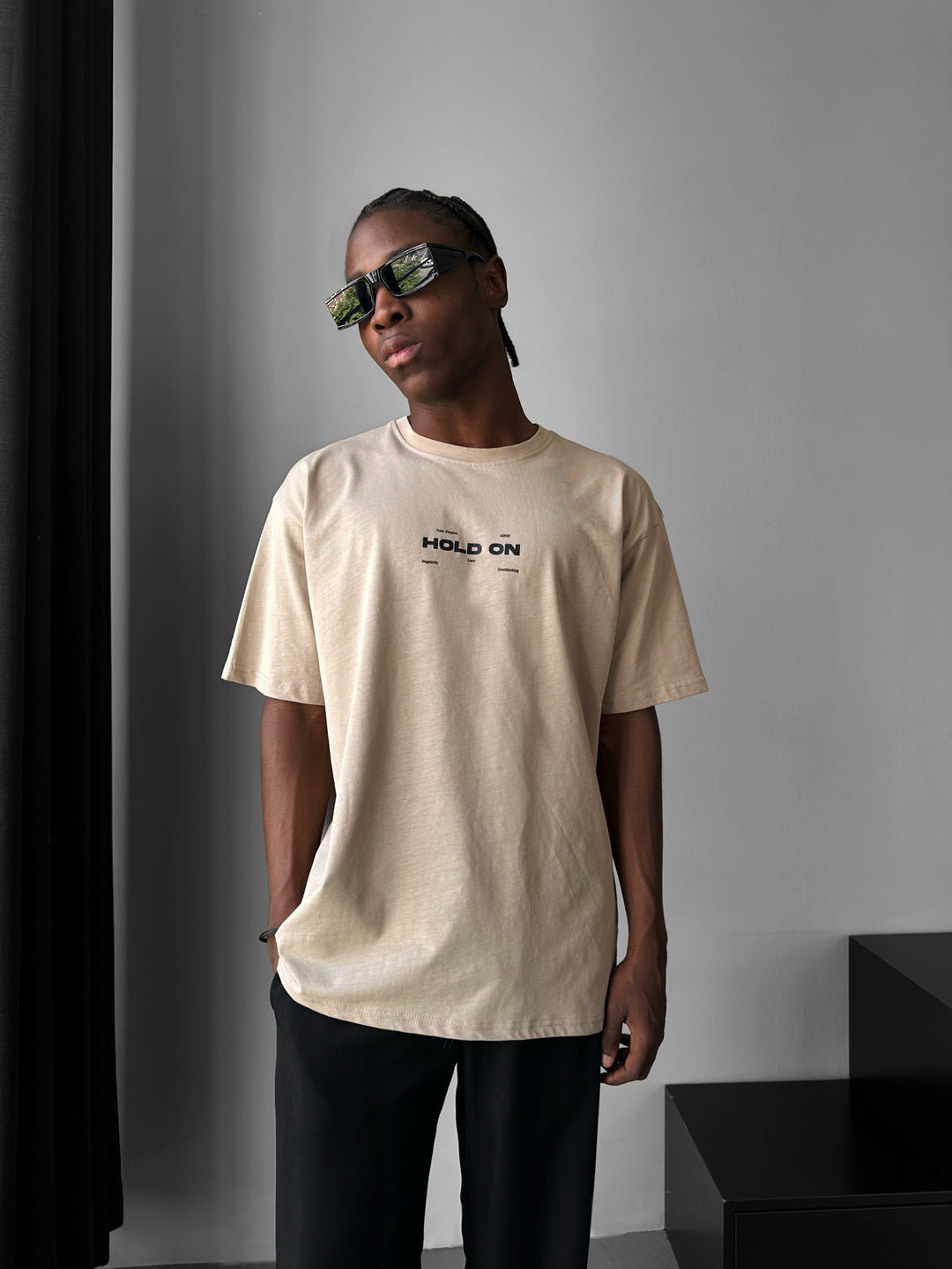 Oversize "Hold On" T-Shirt - Beige