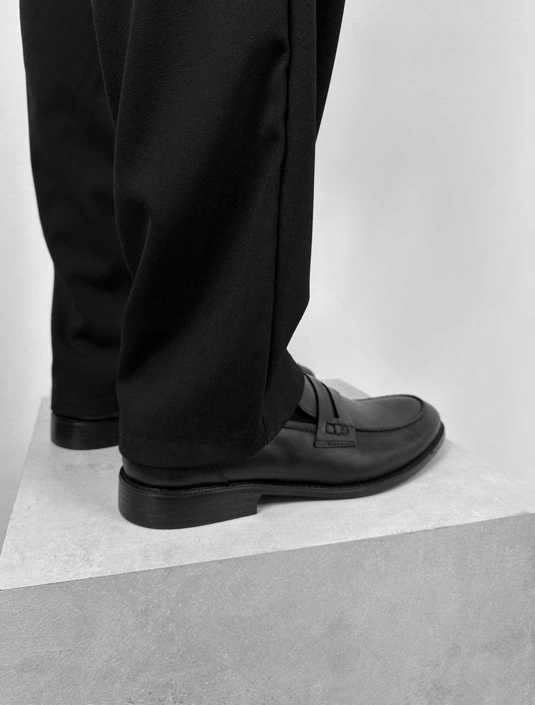 Classic Leather Shoes - Black