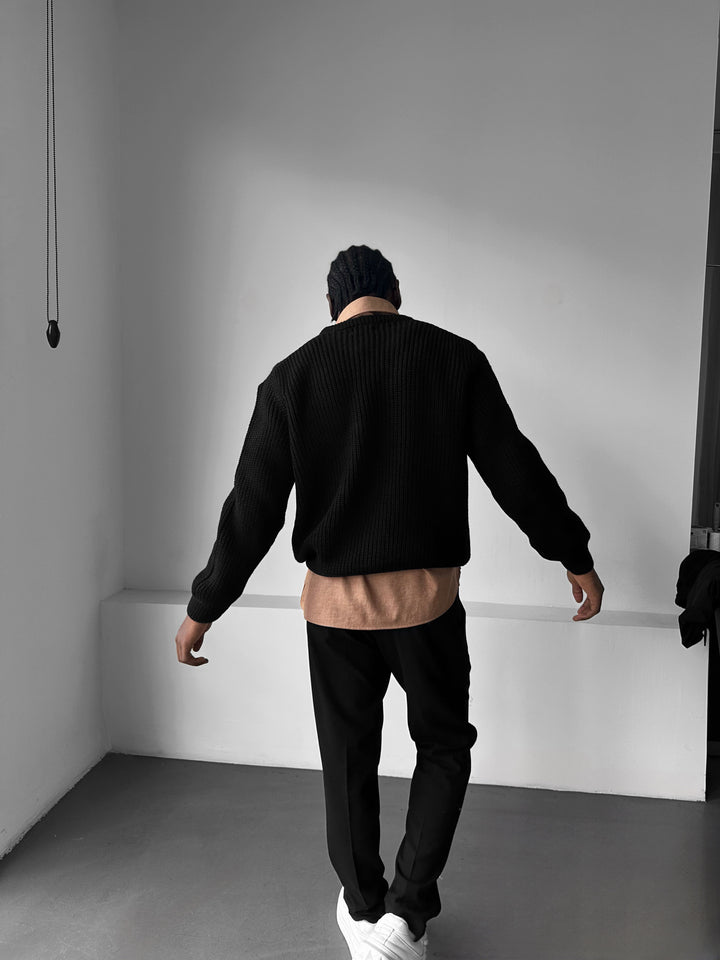 Oversize Structured Knit Sweater - Black