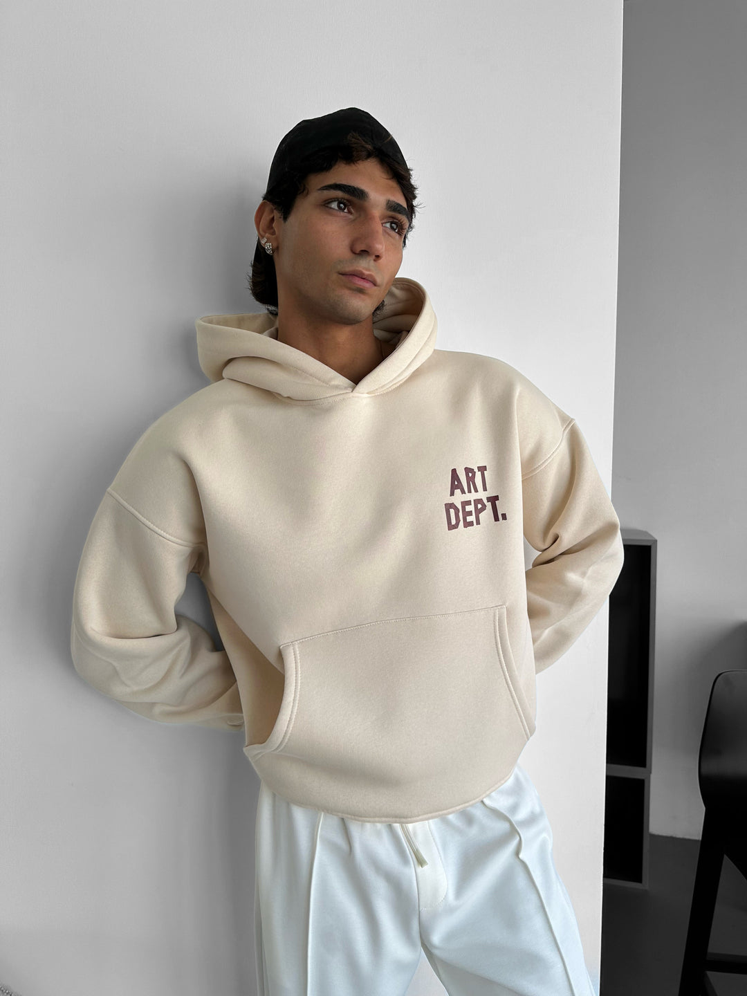 Oversize Art Dept. Hoodie - Beige