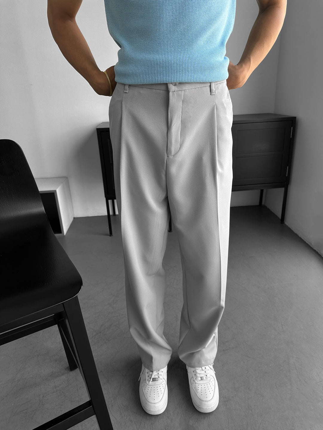 Loose Fit Pleated Trousers - Grey